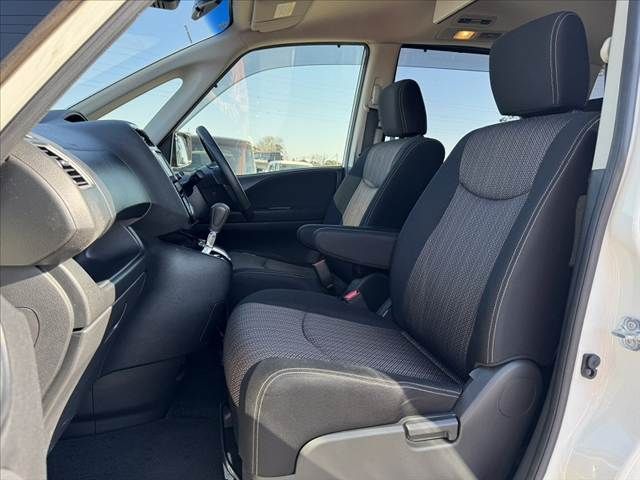 NISSAN SERENA  S-HYBRID 2015 Image 31