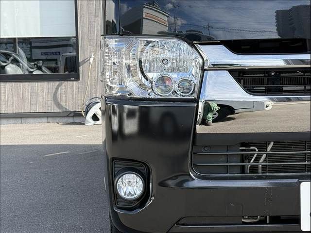 TOYOTA HIACE VAN 4WD 2022 Image 31