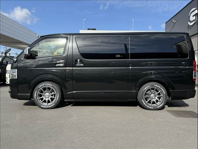 TOYOTA HIACE VAN 4WD 2022 Image 31