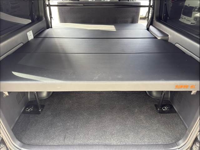 TOYOTA HIACE VAN 4WD 2022 Image 31