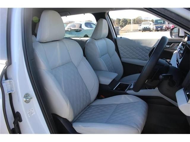 MITSUBISHI OUTLANDER PHEV 2022 Image 31