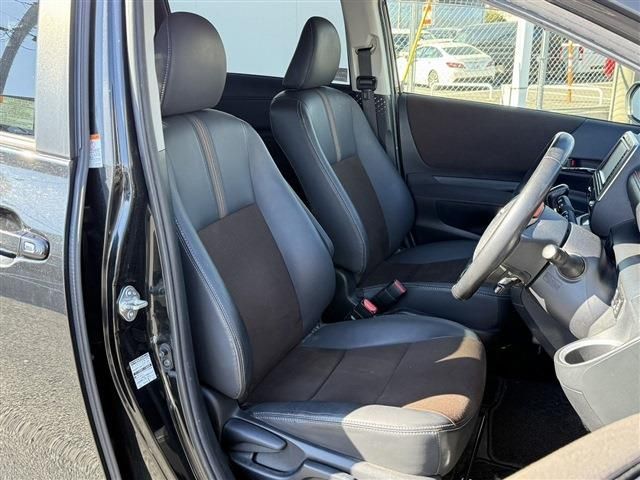 TOYOTA SIENTA HYBRID 2018 Image 31