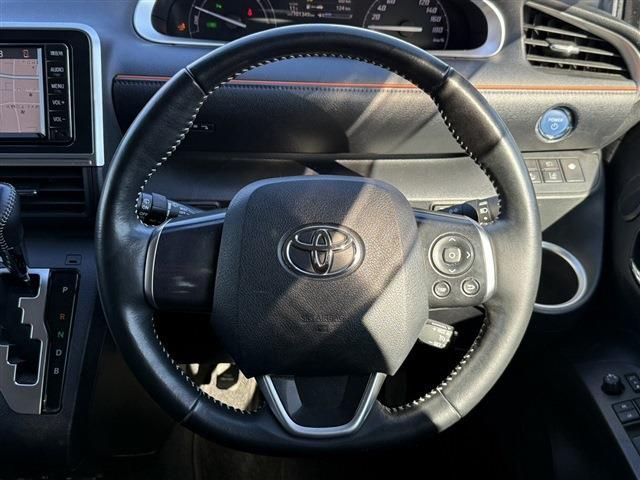 TOYOTA SIENTA HYBRID 2018 Image 31