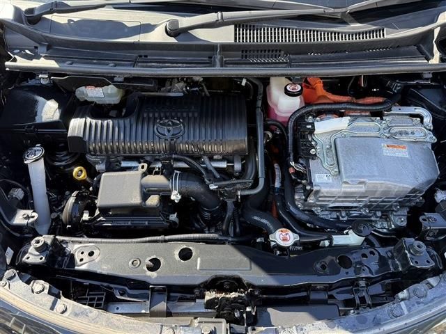 TOYOTA SIENTA HYBRID 2018 Image 31