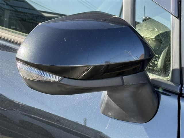 TOYOTA SIENTA HYBRID 2018 Image 31