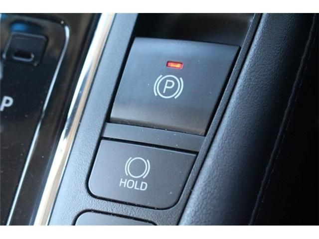 TOYOTA ALPHARD HYBRID 4WD 2016 Image 31