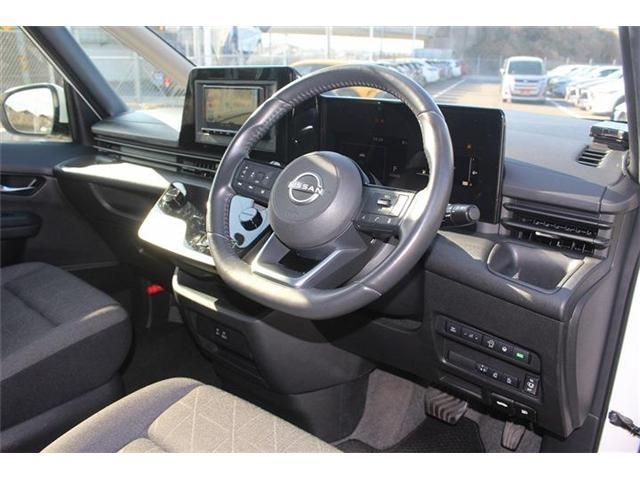 NISSAN SERENA  WG 2023 Image 31