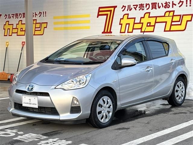TOYOTA AQUA 2014 Image 31