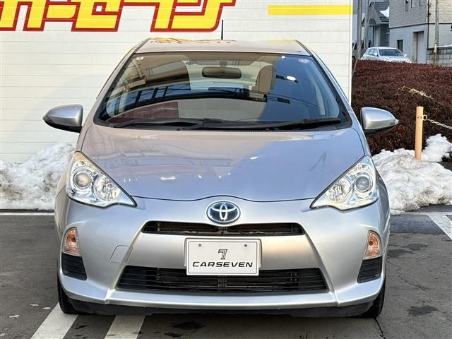 TOYOTA AQUA 2014 Image 31