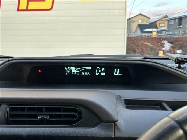 TOYOTA AQUA 2014 Image 31