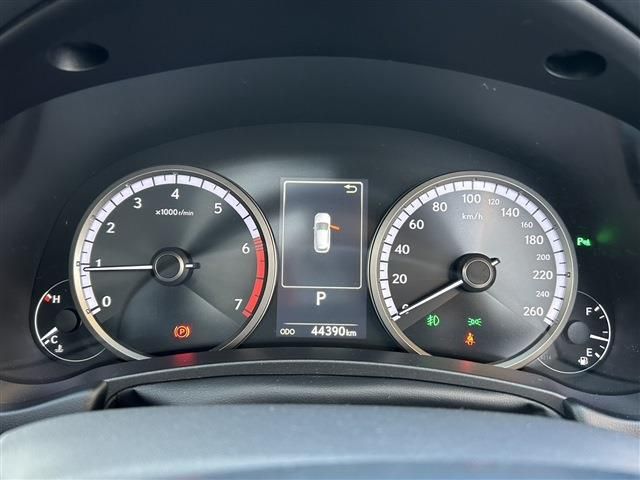 TOYOTA LEXUS NX300 2019 Image 31