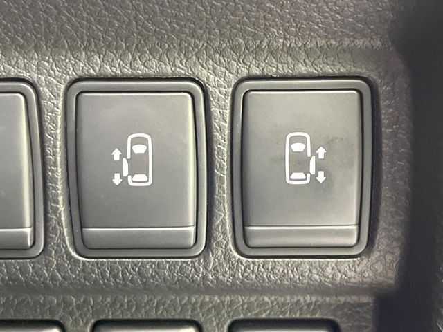 NISSAN ELGRAND 2020 Image 31