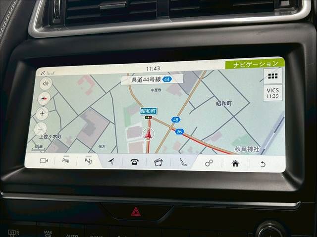 JAGUAR E-PACE 2018 Image 31