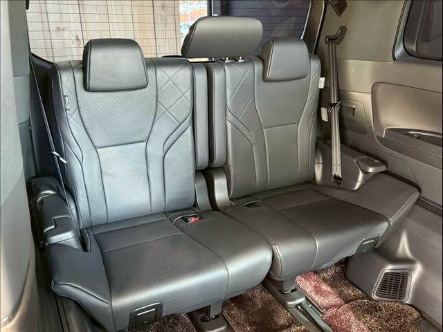 TOYOTA VELLFIRE  HYBRID 4WD 2023 Image 31