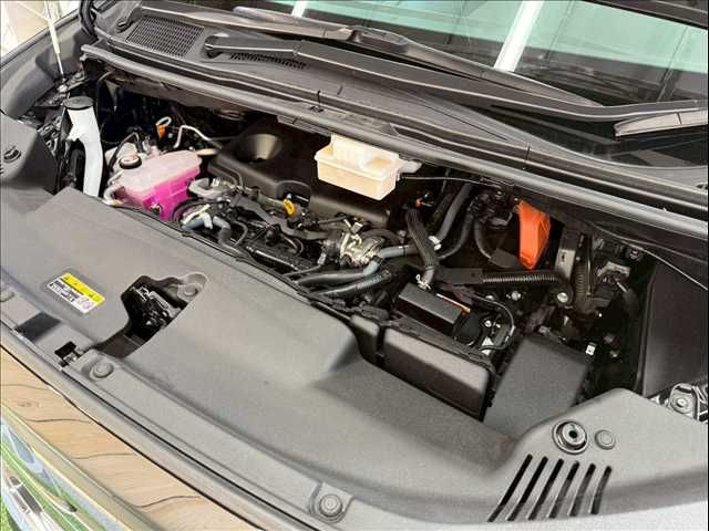TOYOTA VELLFIRE  HYBRID 4WD 2023 Image 31