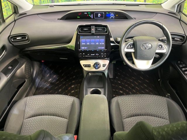 TOYOTA PRIUS 2016 Image 31