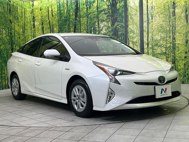 TOYOTA PRIUS 2016 Image 31