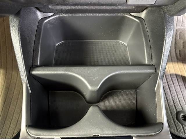 HONDA FIT 2017 Image 31