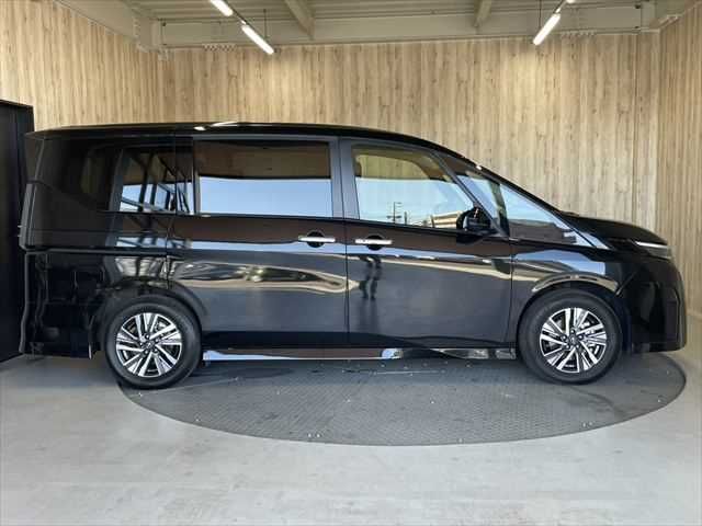 NISSAN SERENA  WG 2023 Image 31