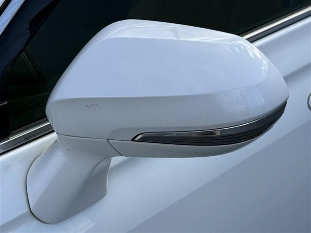 TOYOTA CROWN SEDAN HYBRID 2020 Image 31