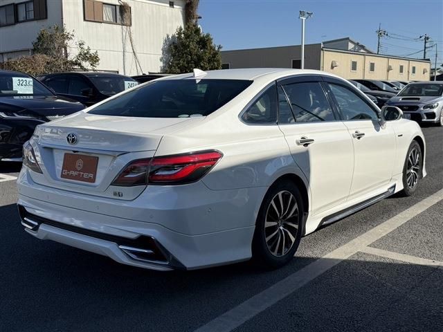 TOYOTA CROWN SEDAN HYBRID 2018 Image 31