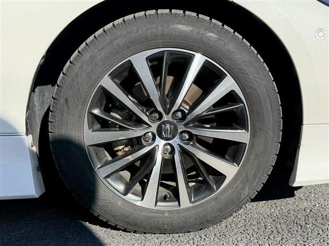 TOYOTA CROWN SEDAN HYBRID 2018 Image 31