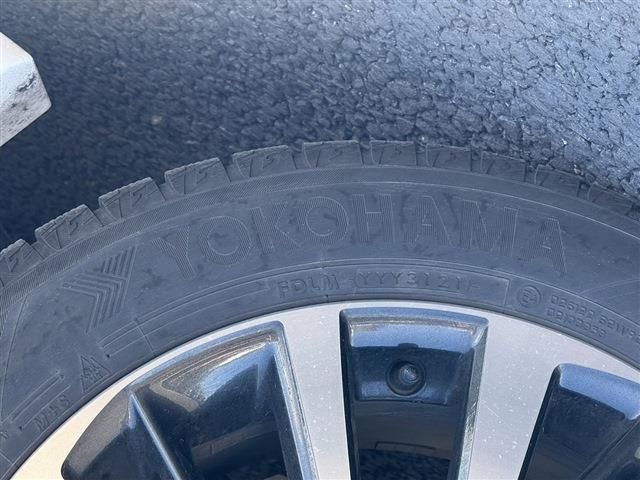 TOYOTA CROWN SEDAN HYBRID 2018 Image 31