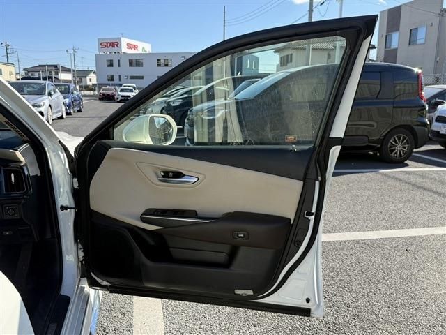 TOYOTA CROWN SEDAN HYBRID 2018 Image 31