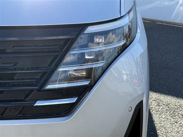 NISSAN SERENA  WG 2023 Image 31