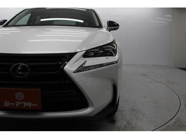 TOYOTA LEXUS NX200T 2017 Image 31