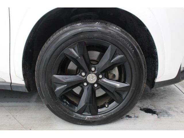 TOYOTA LEXUS NX200T 2017 Image 31