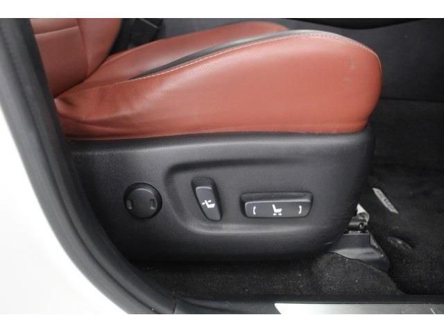 TOYOTA LEXUS NX200T 2017 Image 31