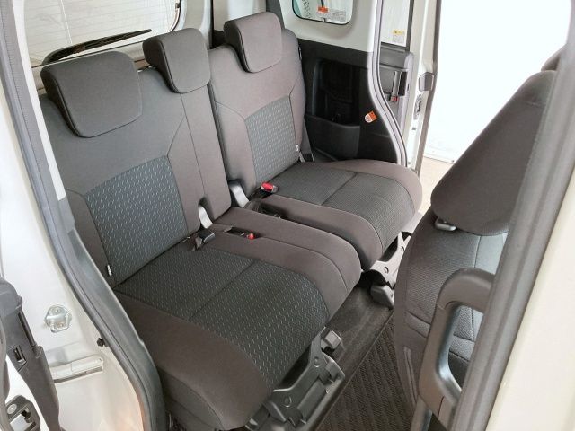 TOYOTA ROOMY 2021 Image 31