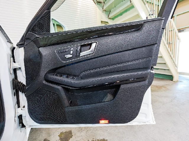 MERCEDES BENZ E CLAS 2013 Image 31
