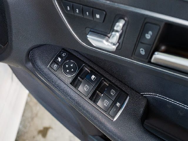 MERCEDES BENZ E CLAS 2013 Image 31