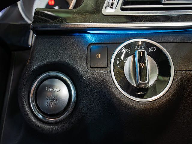 MERCEDES BENZ E CLAS 2013 Image 31