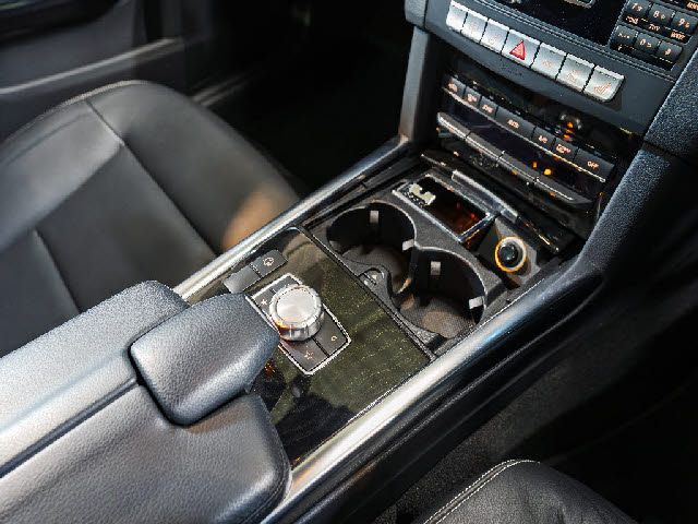 MERCEDES BENZ E CLAS 2013 Image 31