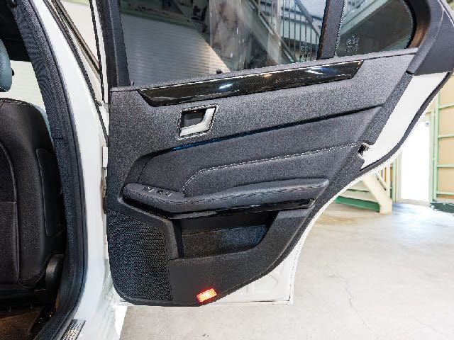 MERCEDES BENZ E CLAS 2013 Image 31