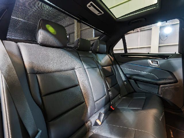 MERCEDES BENZ E CLAS 2013 Image 31