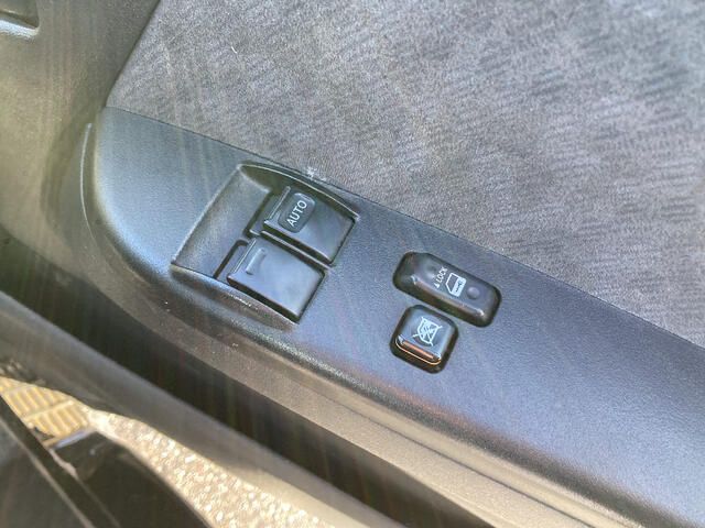 TOYOTA HIACE WAGON 4WD 2012 Image 31