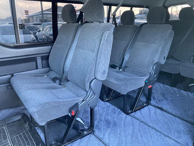 TOYOTA HIACE WAGON 4WD 2012 Image 31