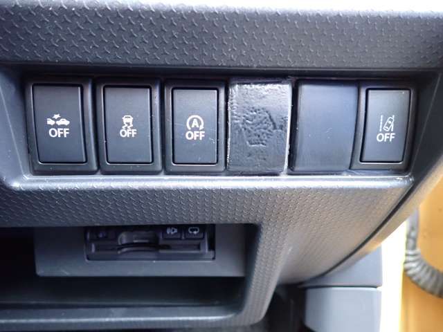 SUZUKI HUSTLER 4WD 2017 Image 31