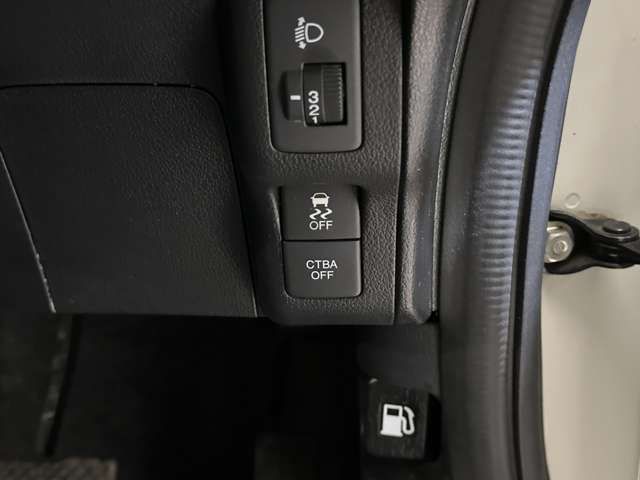 HONDA N BOX 2015 Image 31