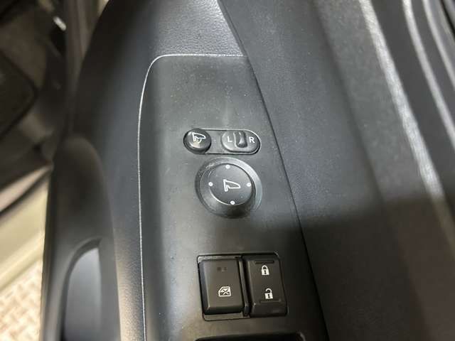 HONDA N BOX 2015 Image 31