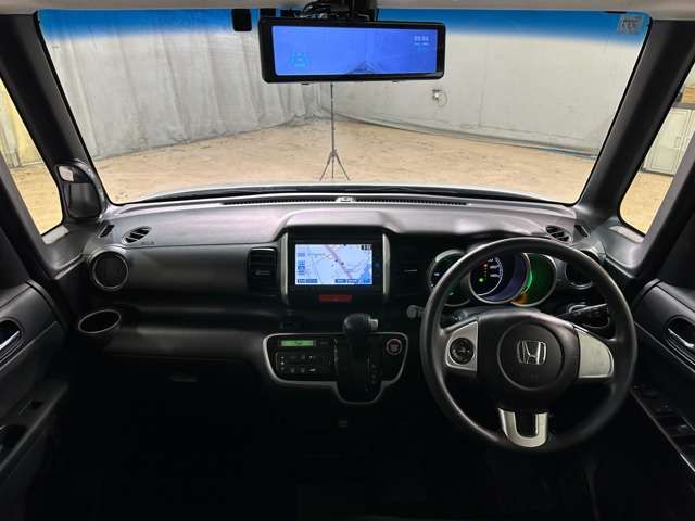 HONDA N BOX 2015 Image 31