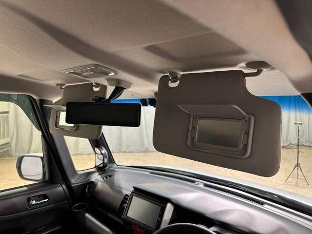 HONDA N BOX 2015 Image 31