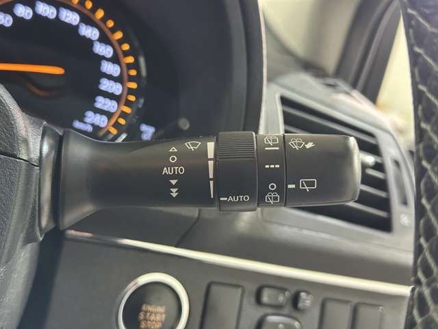 TOYOTA AVENSISWAGON 2011 Image 31