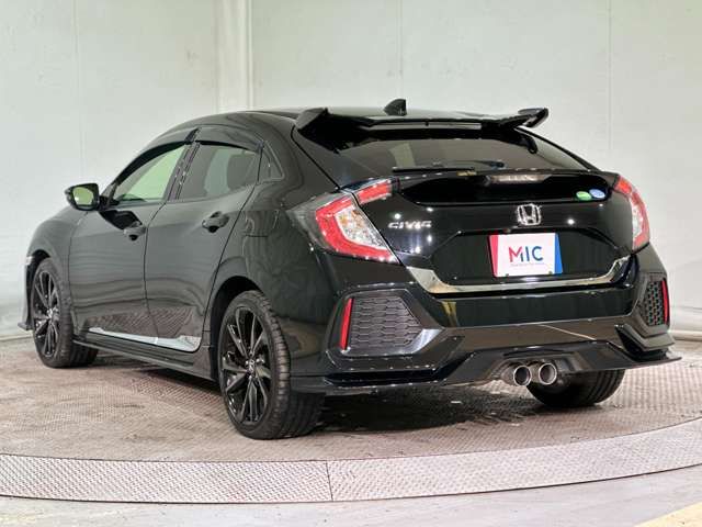 HONDA CIVIC HATCHBACK 2018 Image 31