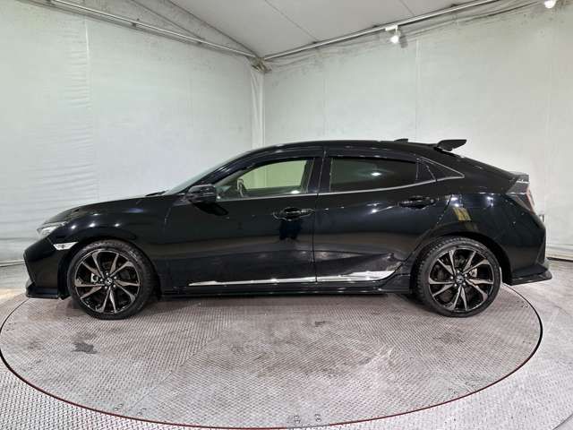 HONDA CIVIC HATCHBACK 2018 Image 31