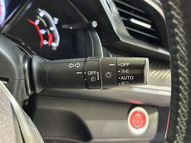 HONDA CIVIC HATCHBACK 2018 Image 31